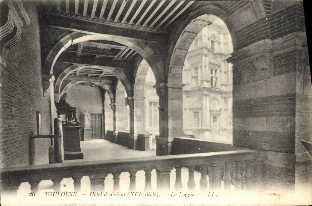 Toulouse — Hotel d'Assézat (17. Jahrhundert) — La Loggia — LL. - Vorderseite