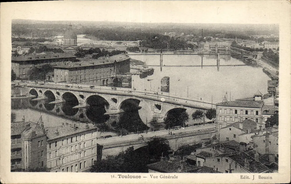 Toulouse — Vista Geral — Ed. J Bouzin - Frente