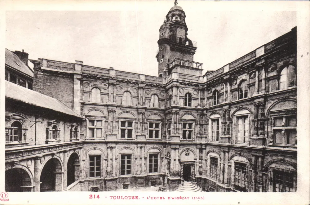 Toulouse - O Hotel d'Assézat (1555) — editor Labouche, n° 214 - Frente