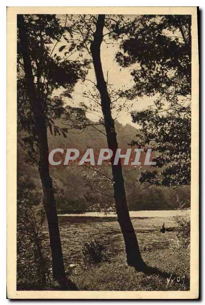 Beaulieu (Corrèze) — Frühlingsszene an den Ufern der Dordogne — Les Editions d'Art Yvon, Sammlung 'Le Limousin', n°21 - Vorderseite