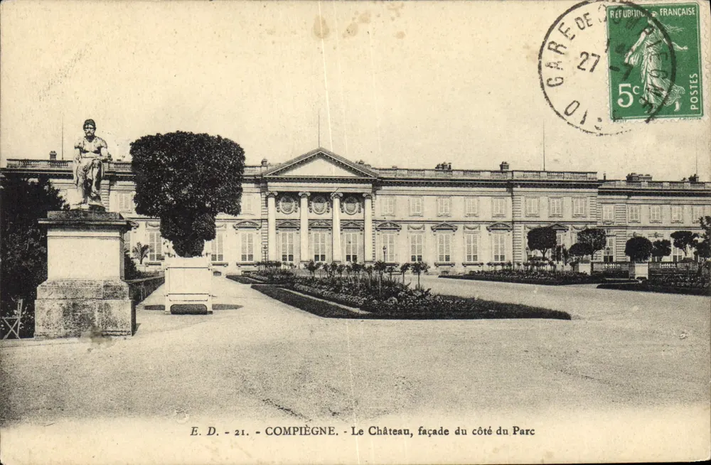Compiègne - Zamek, fasada z boku Parku — E.D. - 21 - Awers