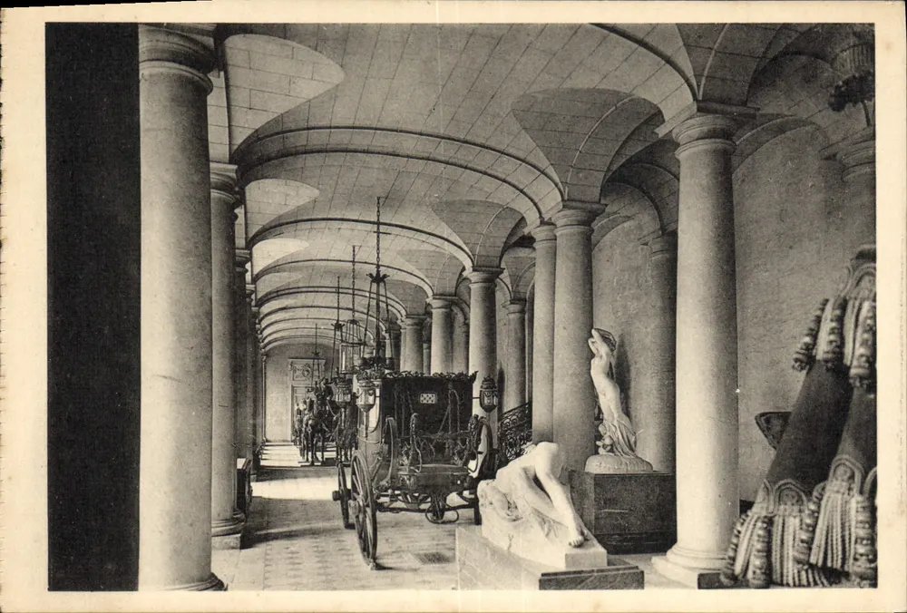 Castelo de Compiègne — Sala das Colunas — Edição dos Museus Nacionais - Frente