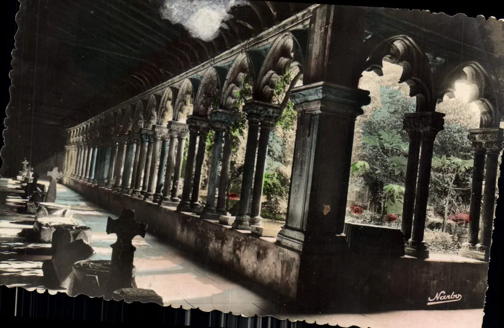 Cloître dos Augustinos — Toulouse — Edições Narbo - Frente