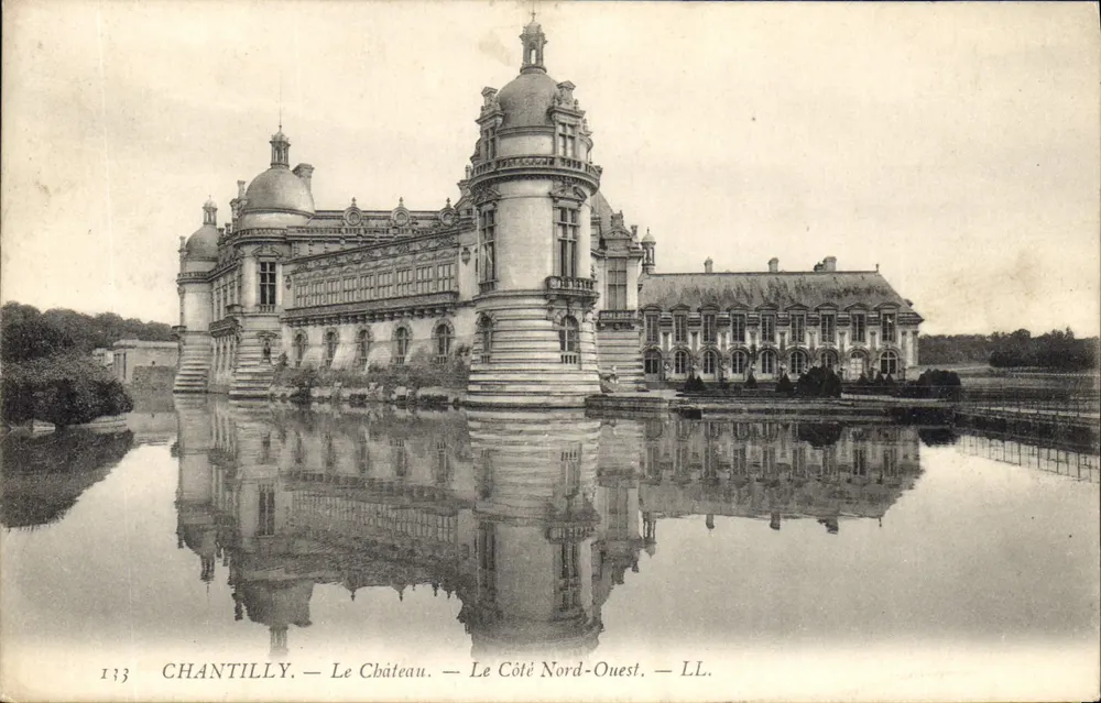 Chantilly — Schloss — Nordwestseite — LL. — N° 133 - Vorderseite
