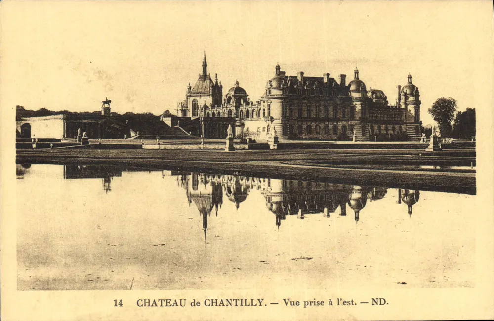 Castelo de Chantilly — Vista tirada a leste — ND. - Frente