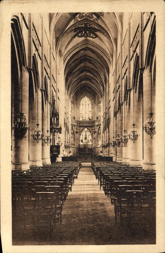 Interior da Igreja de São Jacó — Listeux — n°8 - Frente