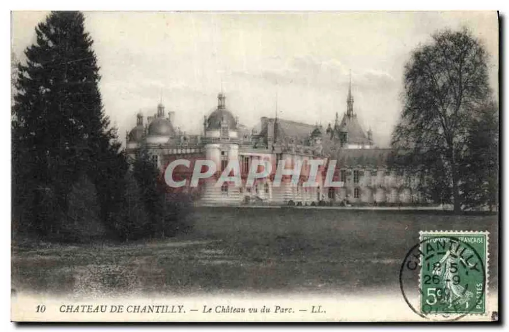 Castelo de Chantilly — O Castelo visto do Parque — LL. - Frente
