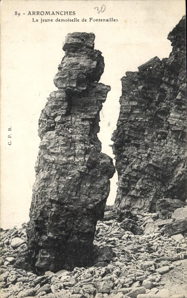Arromanches — Die junge Dame von Fontenailles — C.P.B. n°89 - Vorderseite