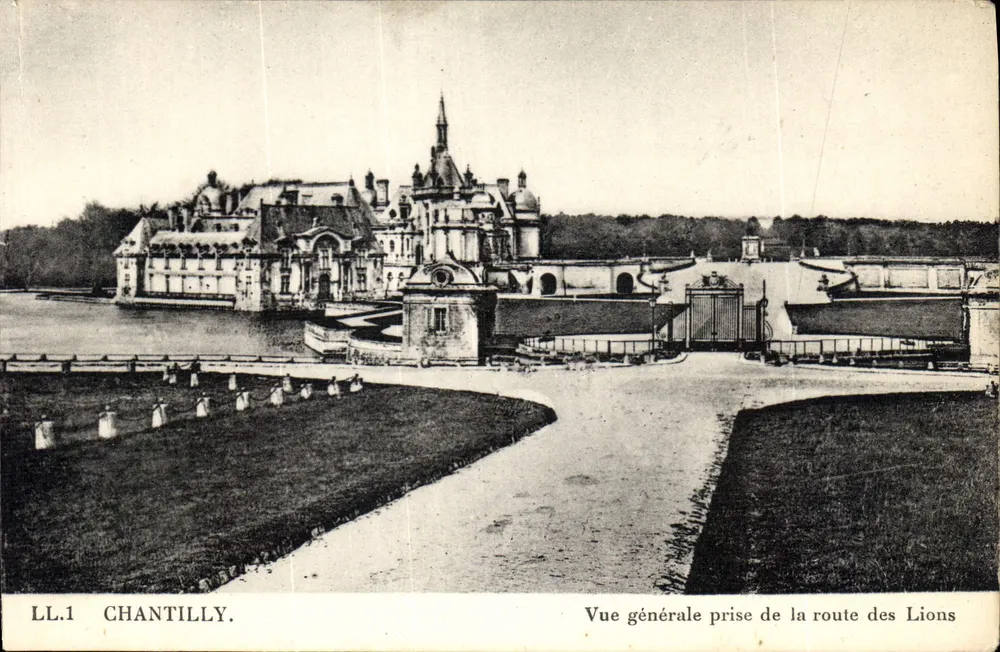 Chantilly — Allgemeiner Blick von der Route des Lions — LL.1 - Vorderseite