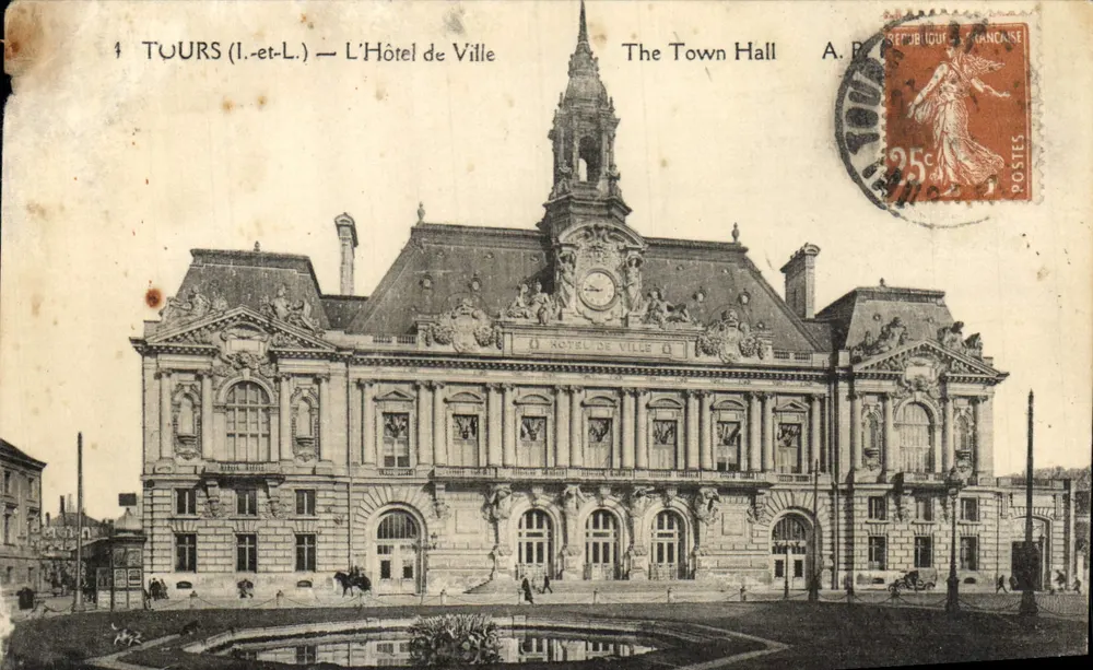 Tours (Loire-et-Loire) — Das Rathaus — A. Papeghin, n°4 - Vorderseite