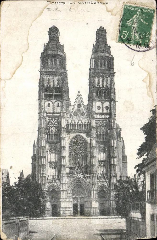 Tours — La cathédrale — éditeur inconnu, n° de série non visible - Frente