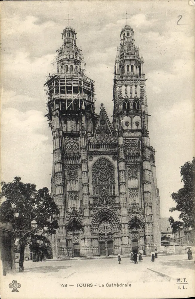 Tours — A Catedral — M.T. I.L. n°48 - Frente