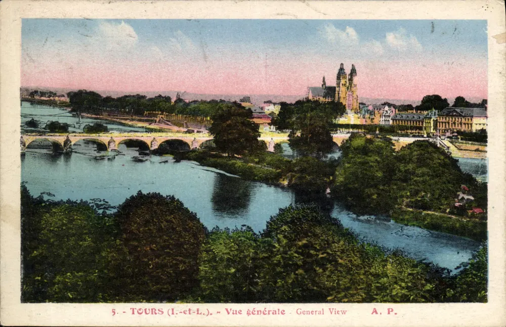Tours (Indre-et-Loire) — Vista geral — A.P. n°5 - Frente