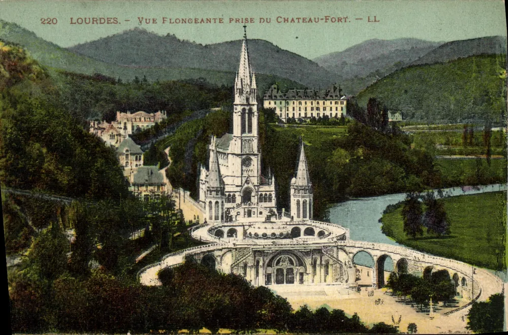 Lourdes — Ansicht von der Burg — LL - Vorderseite
