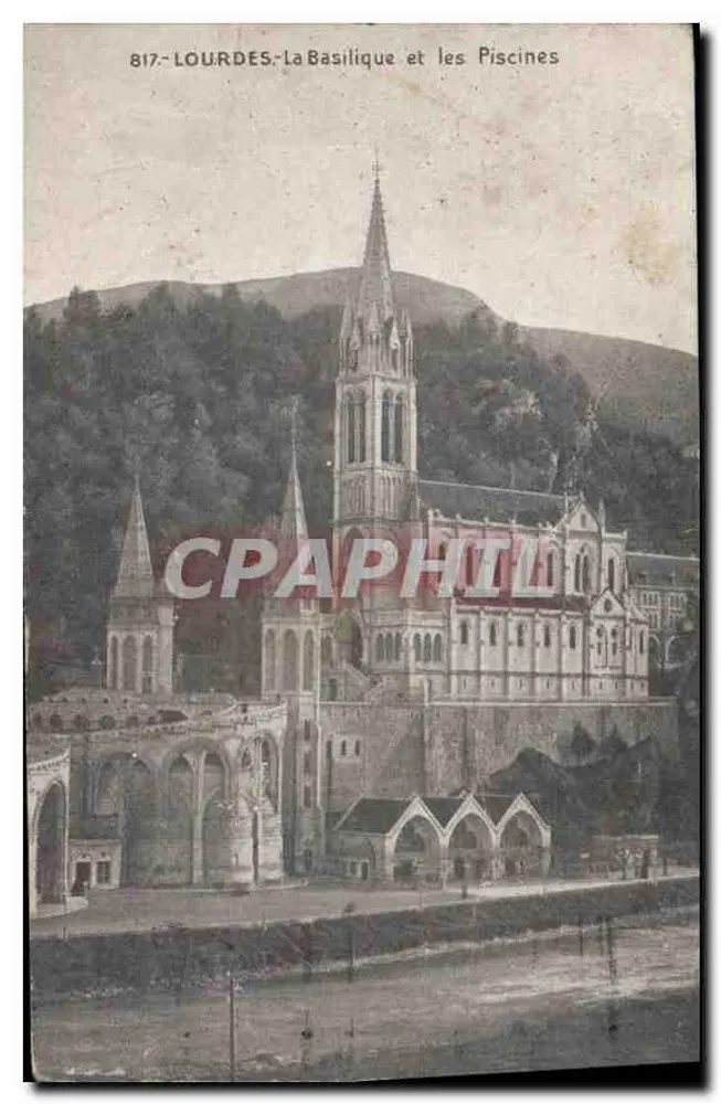 Lourdes - A Basílica e as Piscinas — 817 - Frente