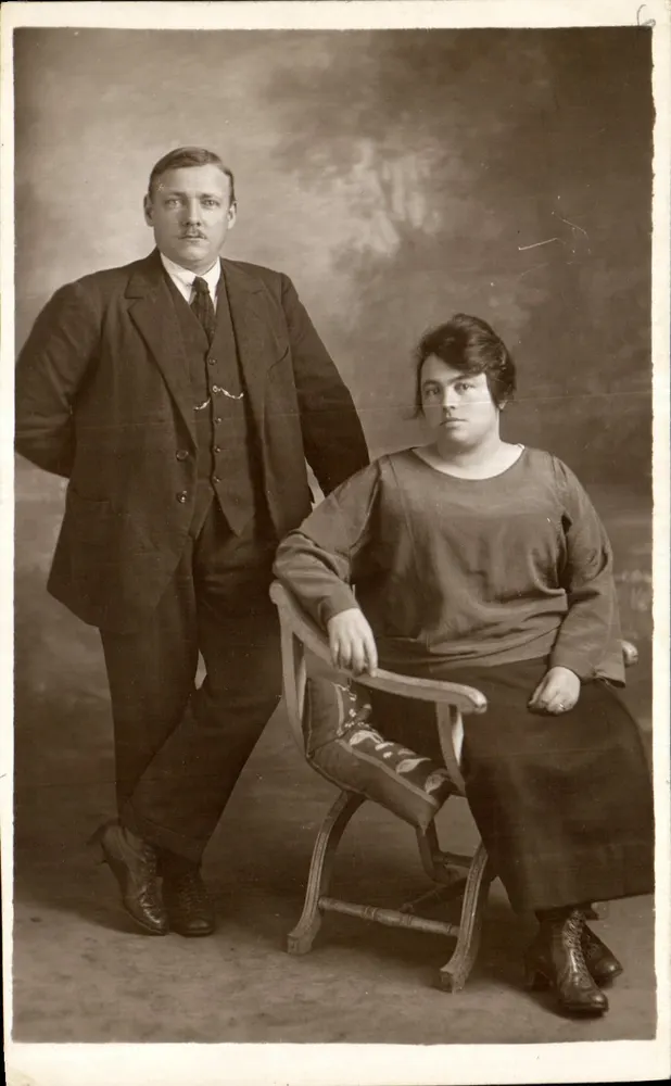 Porträt eines Paares — fotografisches Studio — Royal-Photo, Nantes - Vorderseite