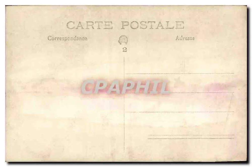 Criança diante de decoração de castelo — n°2 - Verso