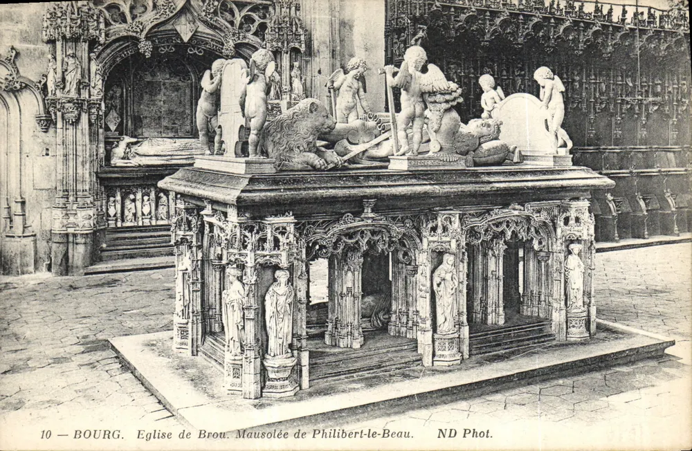 Bourg — Kirche von Brou. Mausoleum von Philibert-le-Beau — ND Phot. - Vorderseite