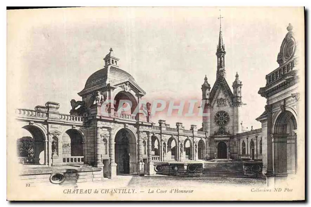 Castelo de Chantilly — A Cour d'Honneur — Collections ND Phot - Frente