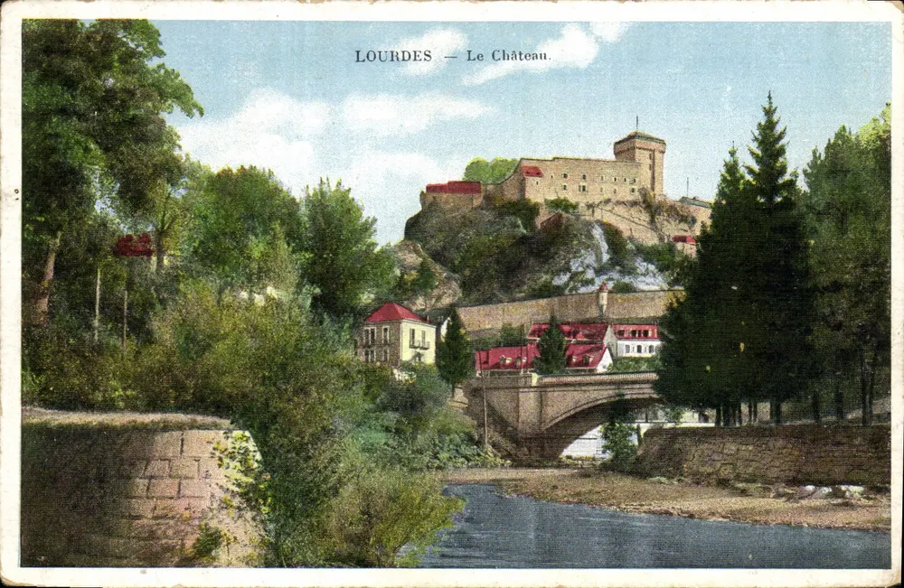 Lourdes — O Castelo — Editor não identificado, número de série não visível - Frente