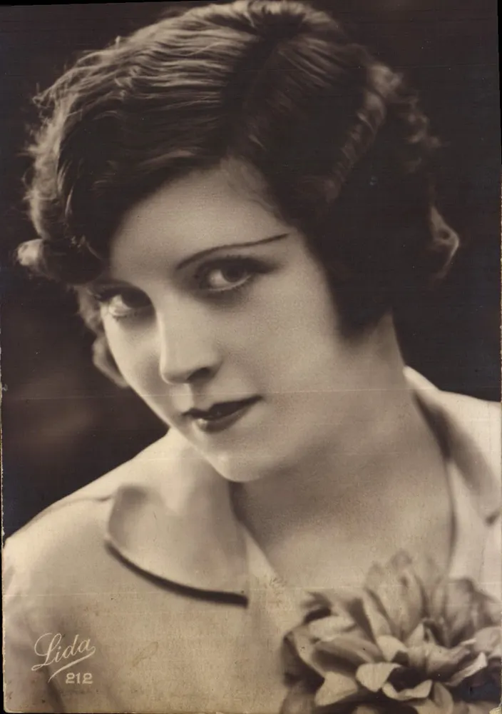 Retrato de mulher — editor Lida n°212 - Frente