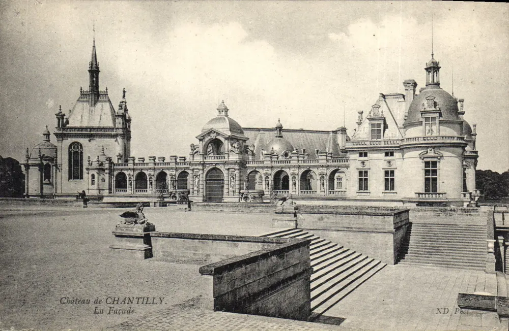Castelo de Chantilly — A Fachada — XD Phot - Frente