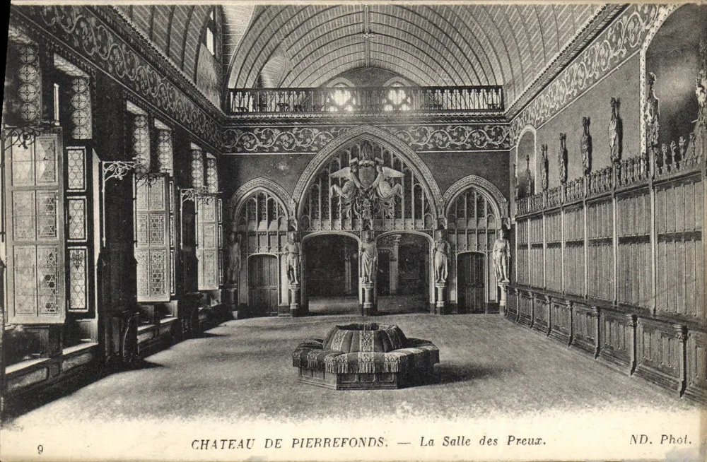 Château de Pierrefonds — Die Halle der Ritter — ND. Phot. - Vorderseite