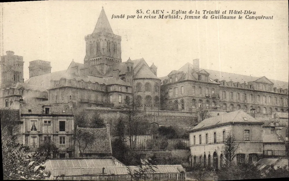 Caen - Kirche der Dreifaltigkeit und Spital, gegründet von Königin Mathilde, Ehefrau Wilhelms des Eroberers - Vorderseite