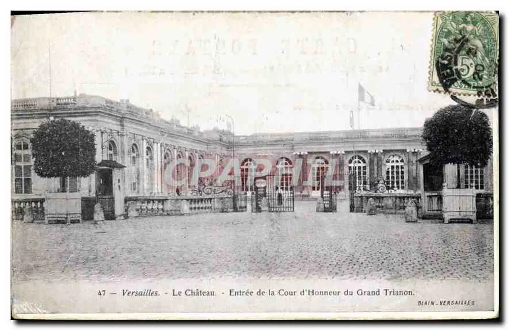 Versailles - Schloss - Eingang zur Cour d'Honneur des Grand Trianon - Blain Versailles - Vorderseite