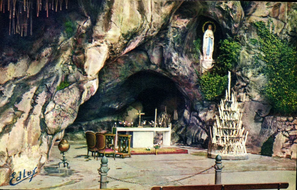 Die Wunderkammer — Lourdes — Ausgabe P. Douret, S. Piar, Peyramale - Vorderseite