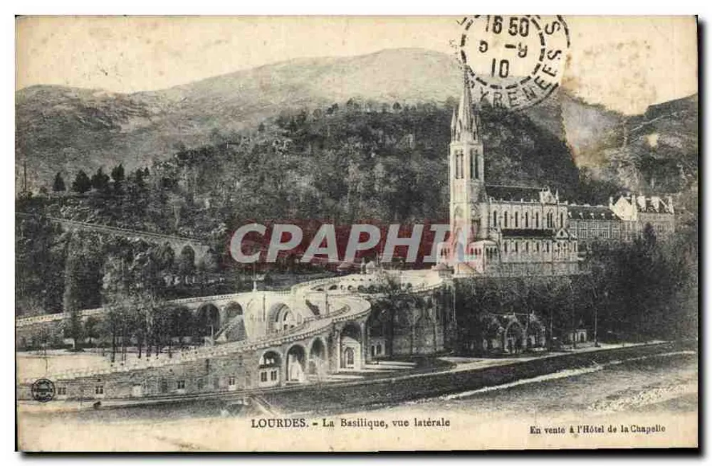 LOURDES - A Basílica, vista lateral — editora não identificada, número de série não visível - Frente