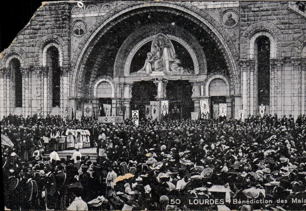 Lourdes — Bênção dos Doentes — Editor: 50 Lourdes - Frente