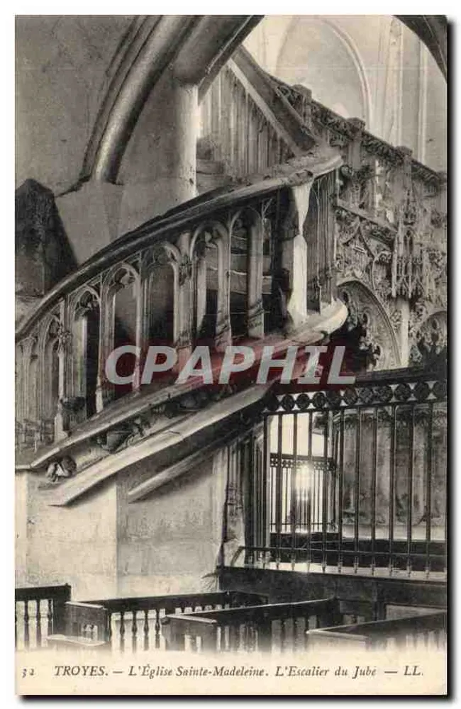Troyes — Die Kirche Sainte-Madeleine. Die Treppe des Jubés — LL. - Vorderseite