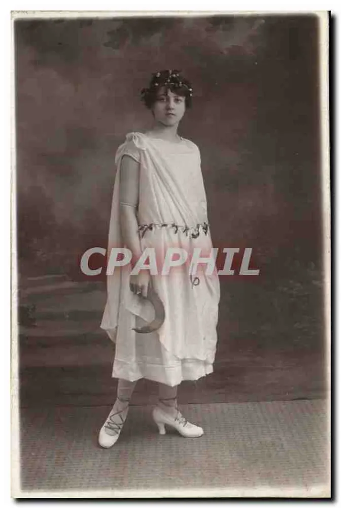 Jovem mulher em traje antigo — Excelsior-Photo, Paris — n° 969 - Frente