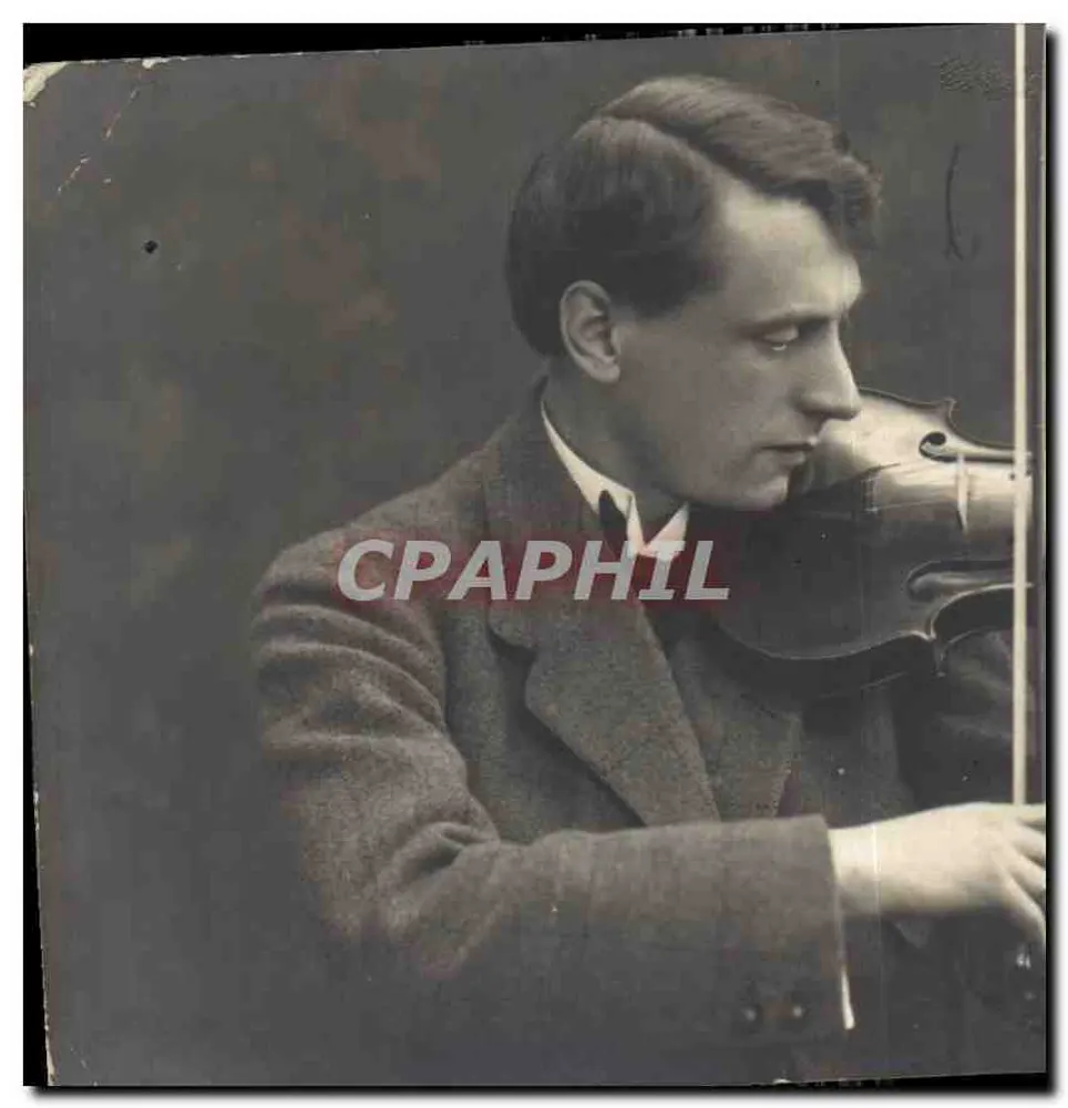 Junges Musikant, der Violine spielt — photographie - Vorderseite