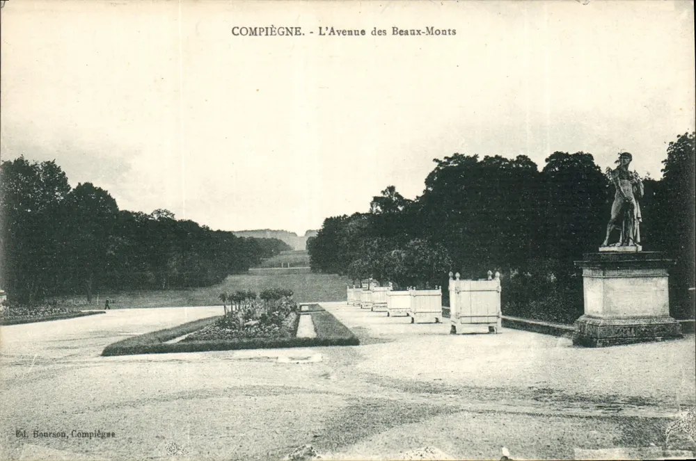 Compiègne - A Avenida dos Beau-Monts — Éd. Bourson, Compiègne - Frente