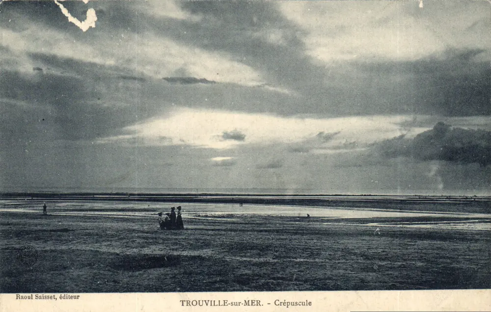 TROUVILLE-sur-MER - Crepúsculo — Raoul Saisset, editor - Frente