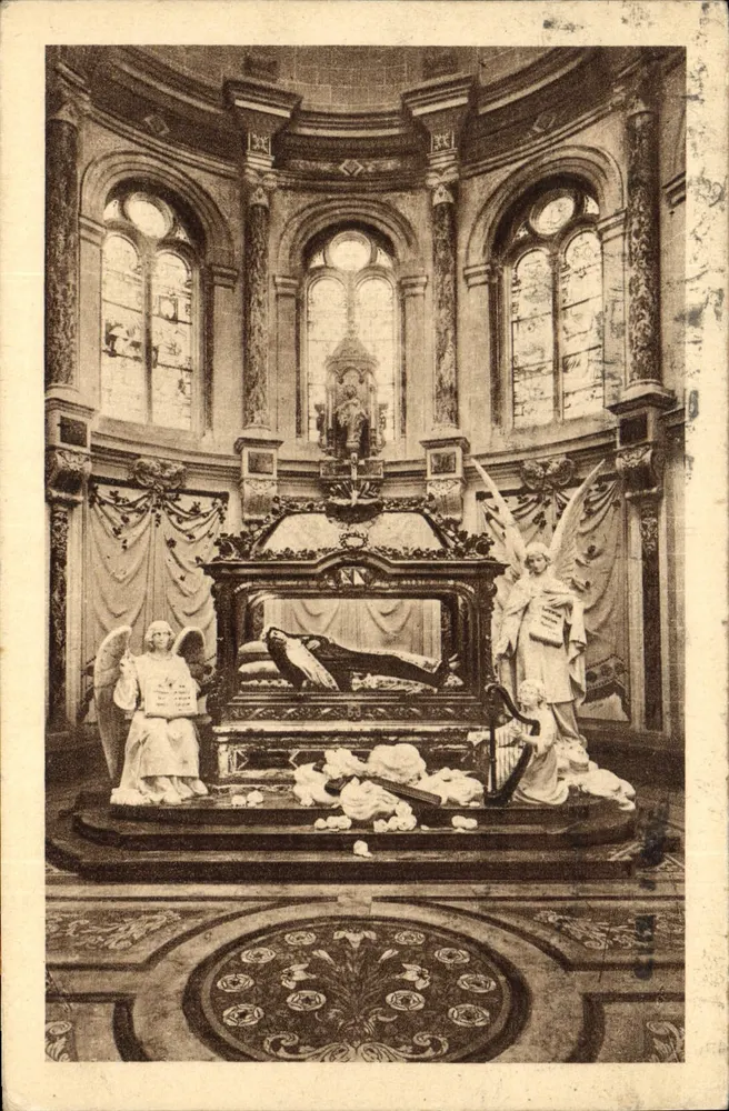 Chapelle de Lisieux — Grab der Heiligen Thérèse — Verlag: Carnet de Lisieux - Vorderseite