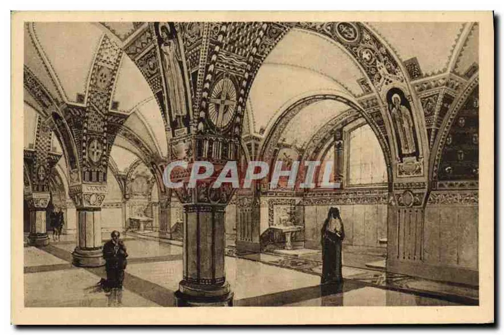 A Cripta da Basílica de Lisleux — Vista interna - Frente
