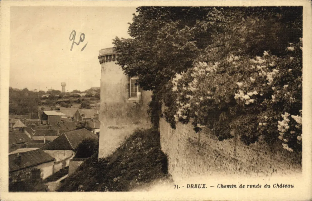 Dreux — Caminho de volta ao Castelo — G. Artaud, editor, Nantes - Frente