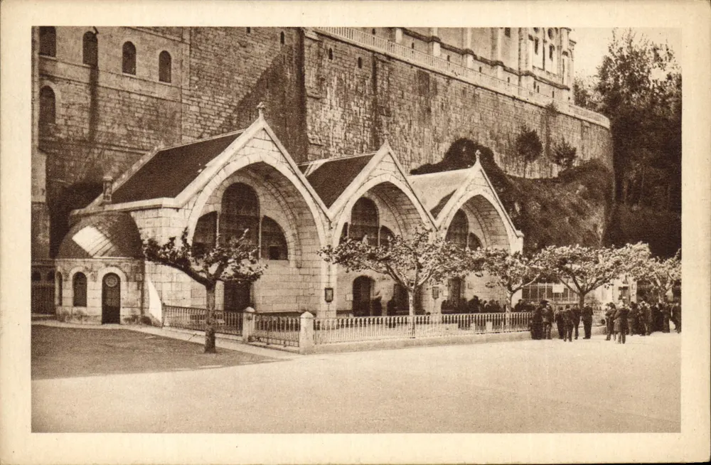 Lourdes — As Piscinas — Edição P. Daisset, Lourdes - Frente
