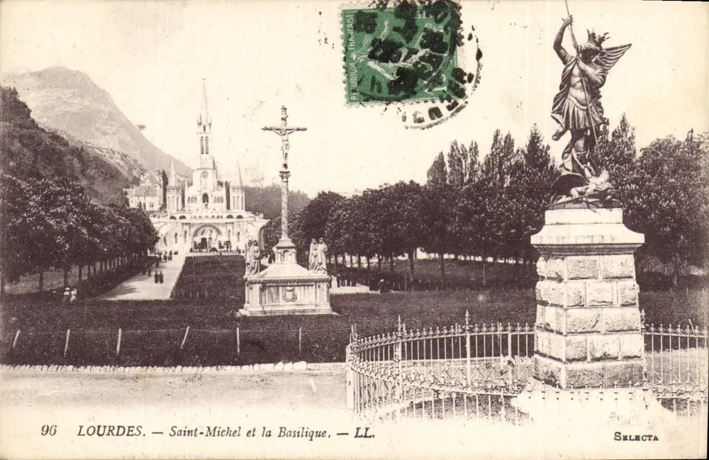 Lourdes — São Miguel e a Basílica — Selecta, n°96 - Frente