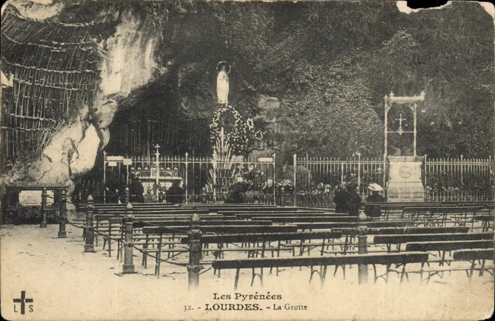 Lourdes — A Gruta — Os Pirineus 32 - Frente