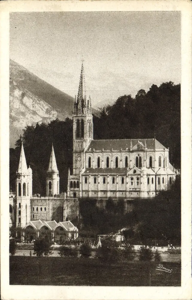 A Basílica de Lourdes — Editor Doucas, n° 65 - Frente