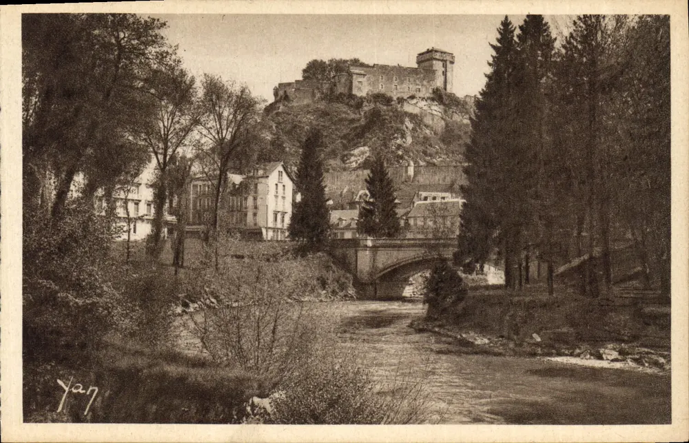 Lourdes — Der Schloss-Festung und der Gave — Edition E. C. Lourdes - Vorderseite