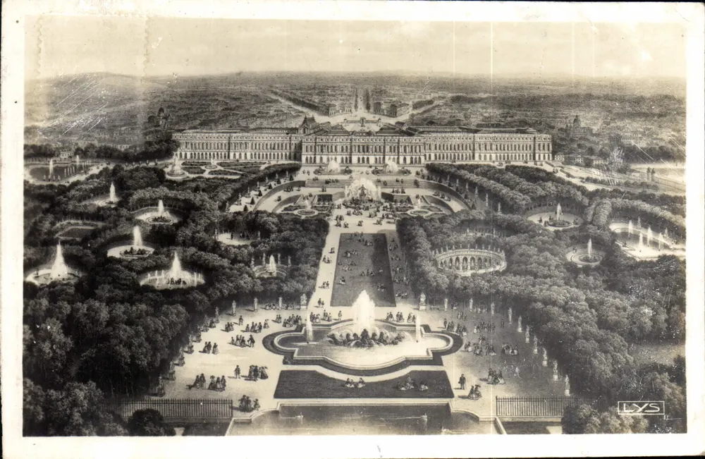 Versalhes — Vista aérea do castelo e dos jardins — Edição Art - 9, rue Colbert, Versalhes - Frente
