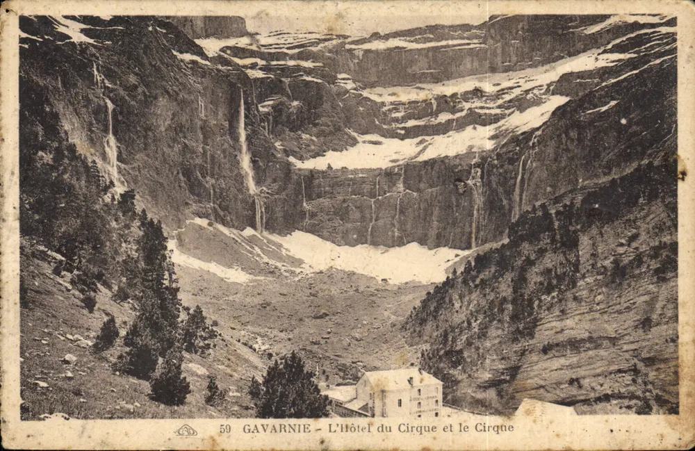 Gavarnie — Das Hotel du Cirque und der Cirque — unbekannter Verlag, n° 59 - Vorderseite