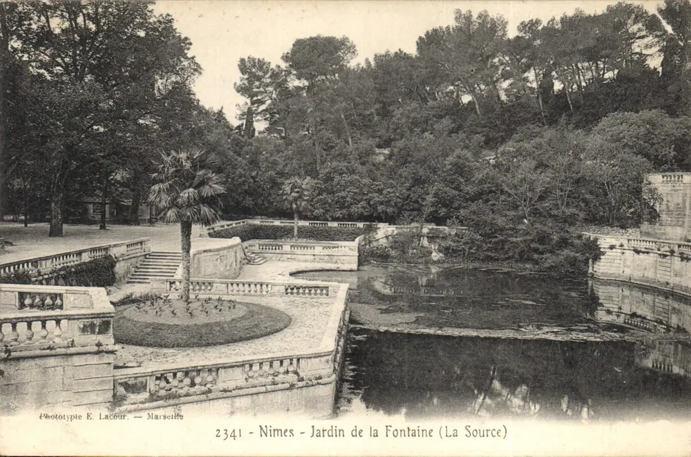Nîmes - Jardin de la Fontaine (La Source) — Phototype E. Lacour — Marseille — n° 2341 - Frente