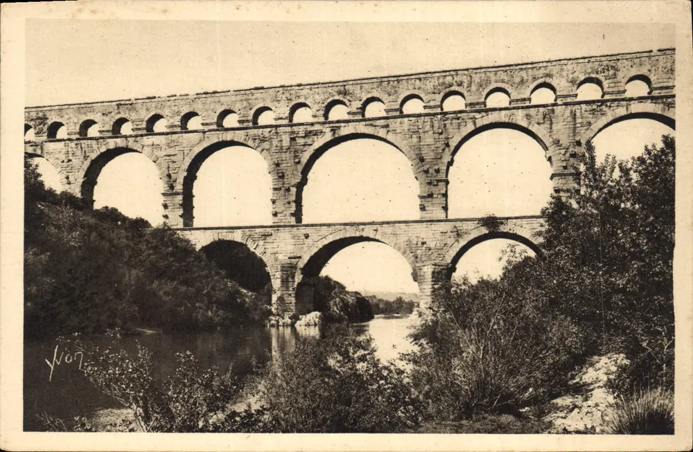 Der Pont du Gard — Nîmes (Gard) — Kunstausgabe YVON, Paris - Vorderseite