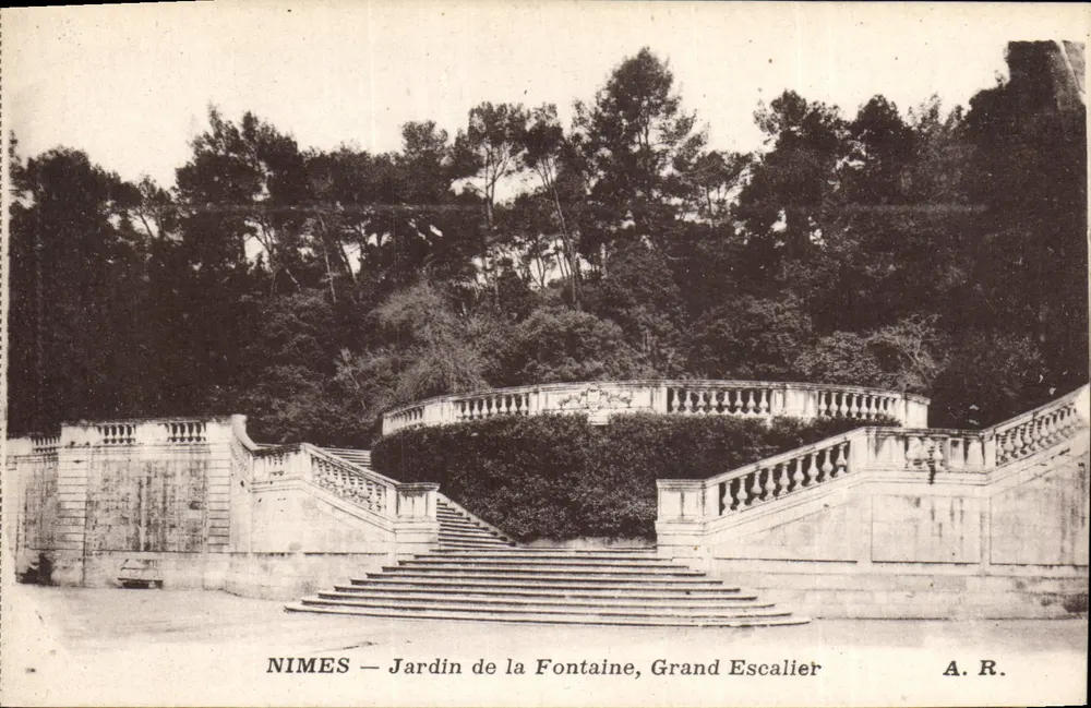 Nîmes — Jardin de la Fontaine, Grand Escalier — A.R. - Vorderseite
